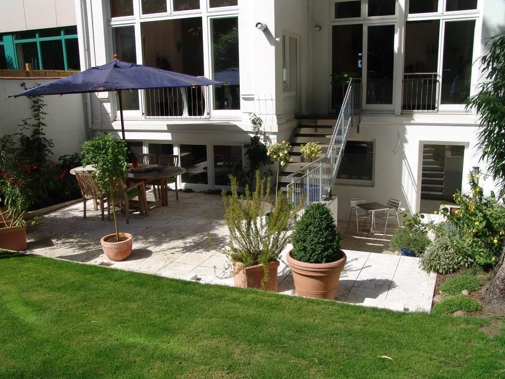 Die Villa an der Alster: Garten und Terrasse der Belétage