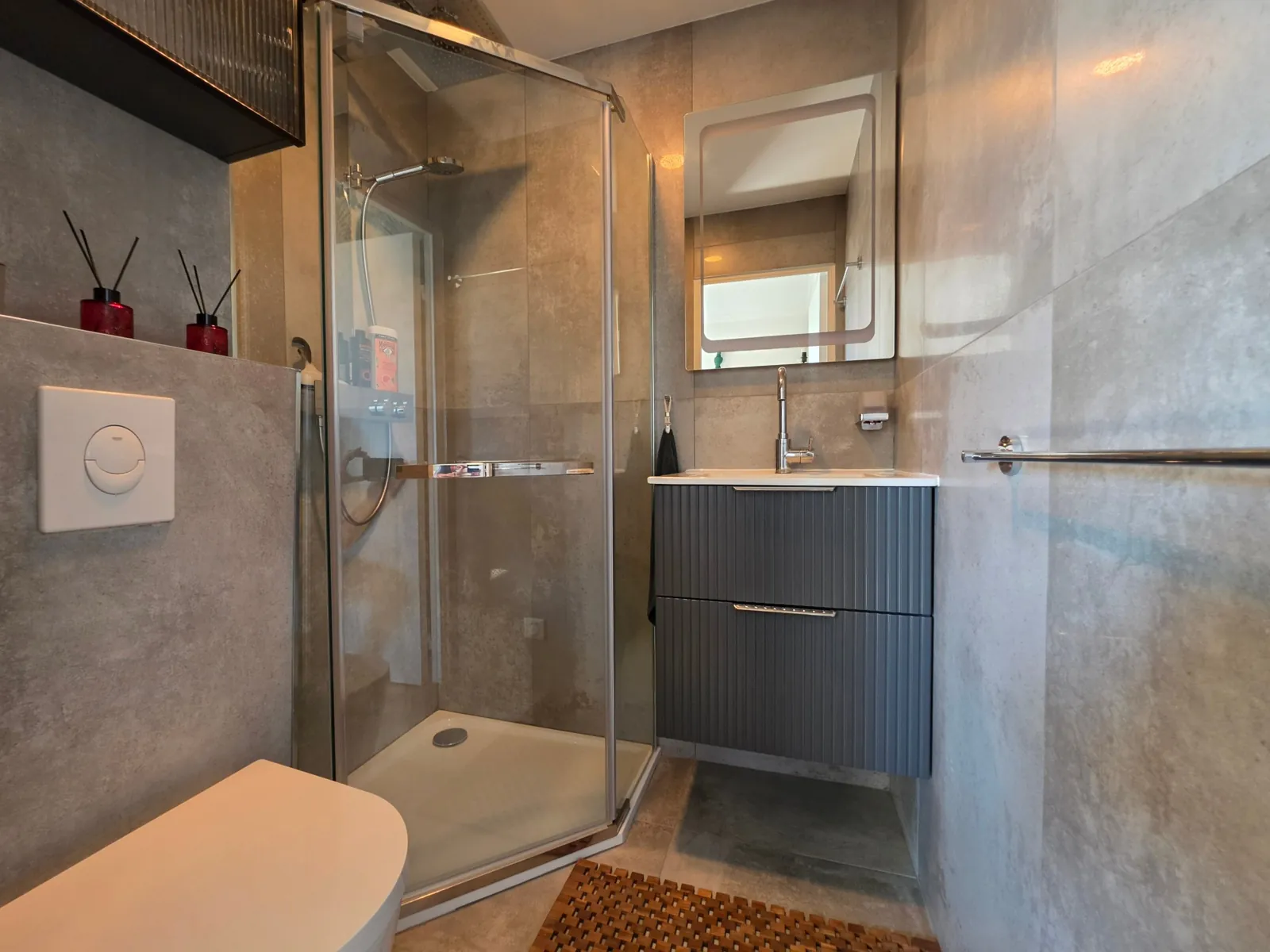SuperVue: Duschbad zum zweiten Schlafzimmer